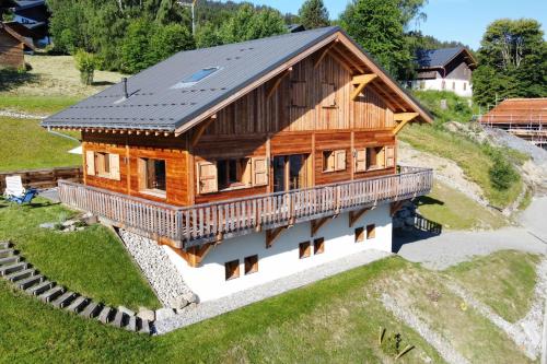 Chalet la Louve — 4-Star Luxury Hotel in Saint-Gervais-Les-Bains, France