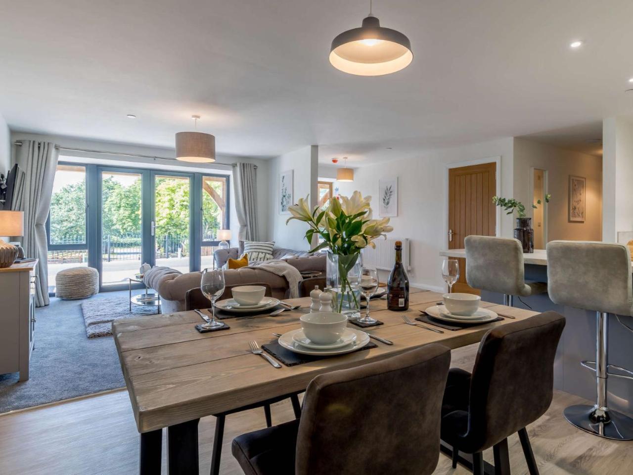 2 Bed In Usk Oc 83993 — Usk