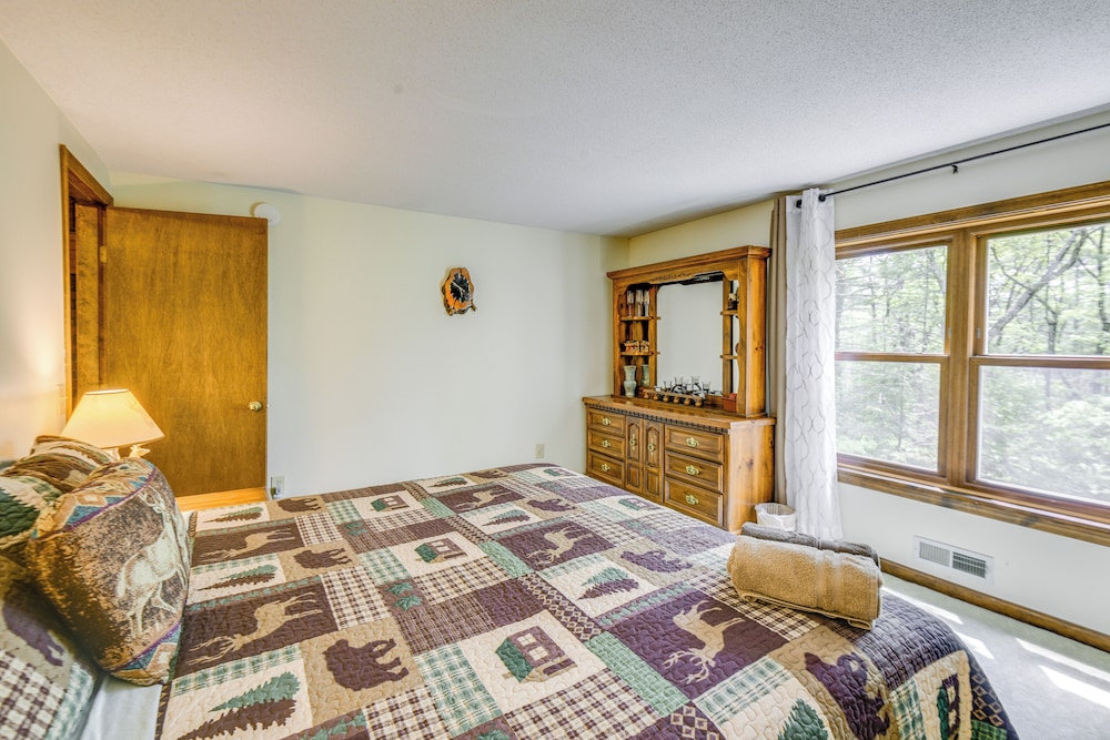 New Hampshire Vacation Rental Walk to Beach - photo 8