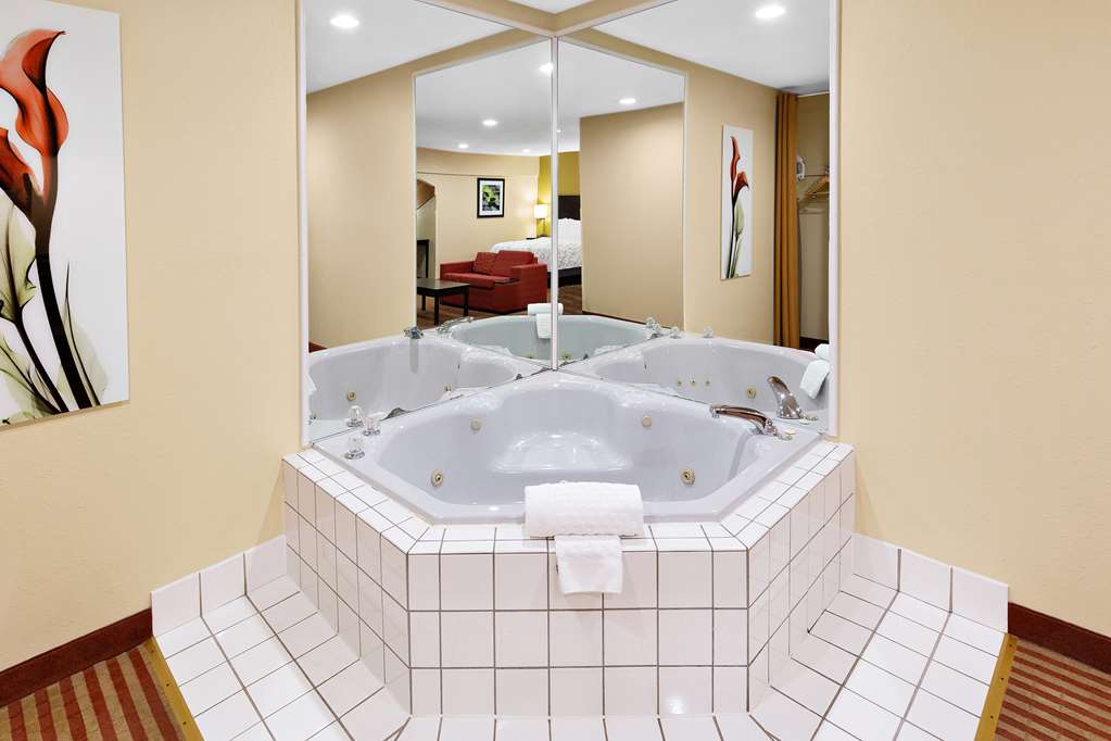 Best Western Jacksonville Inn - photo 13