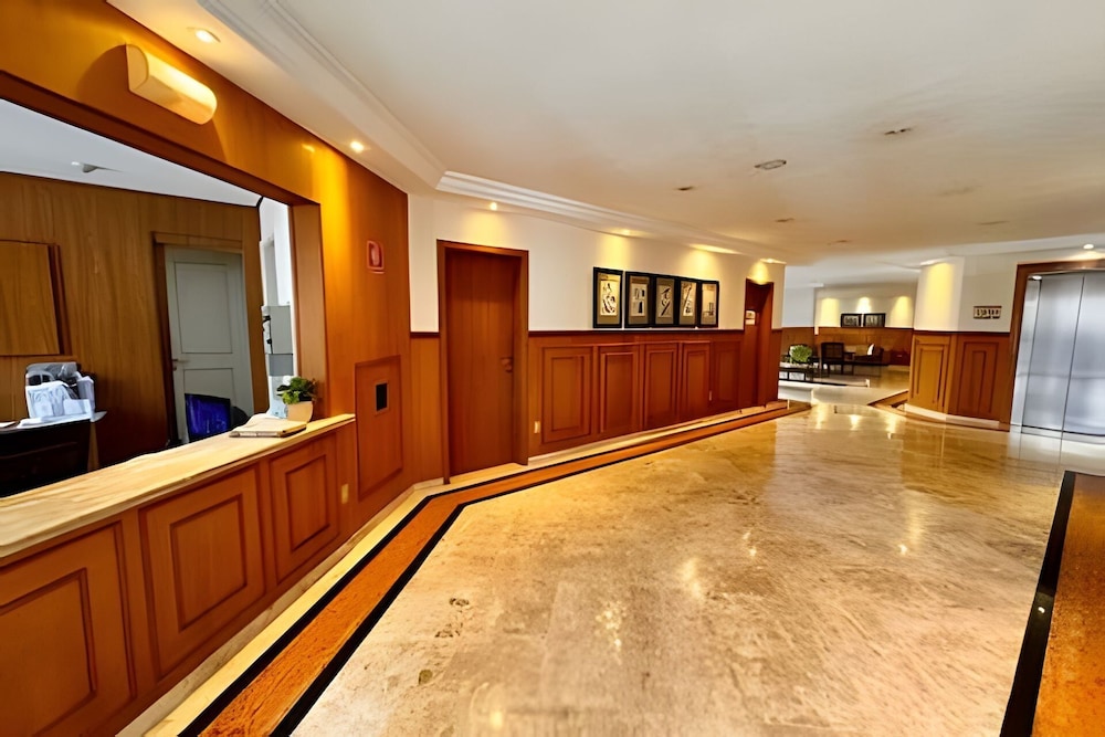 Flats em Moema: Metrô Wifi Ar e Manobrista — 4-Star Luxury Hotel in Sao Paulo, Brasil