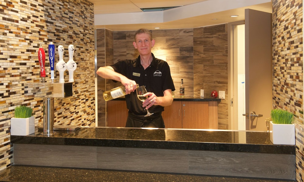 Embassy Suites by Hilton Portland Tigard - photo 63