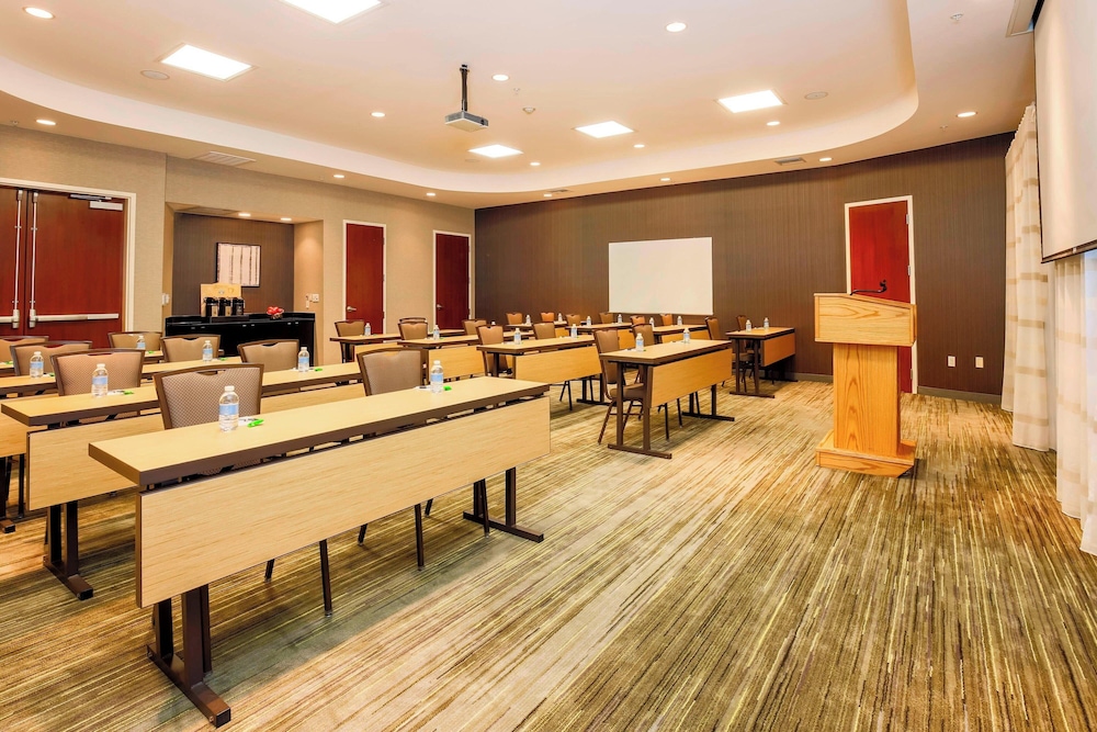 Courtyard by Marriott Dallas Arlington South - photo 40