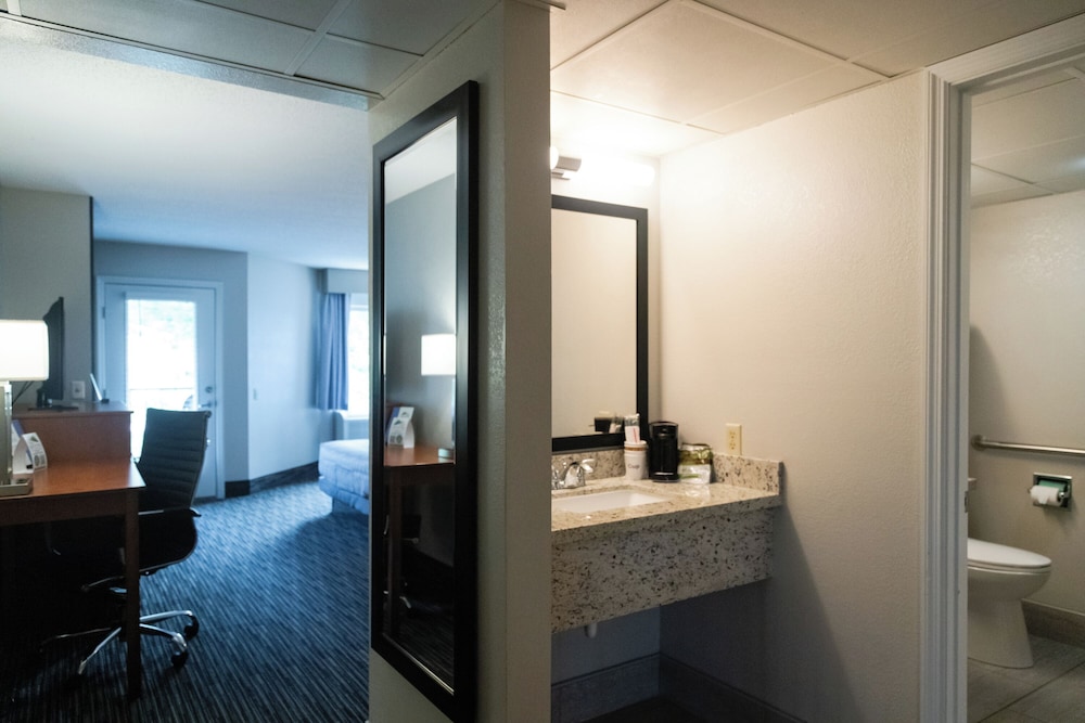 Twin Mountain Inn & Suites - photo 19