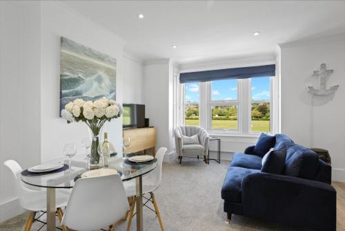 Ahoy There — 5-Star Luxury Hotel in Hythe, United Kingdom