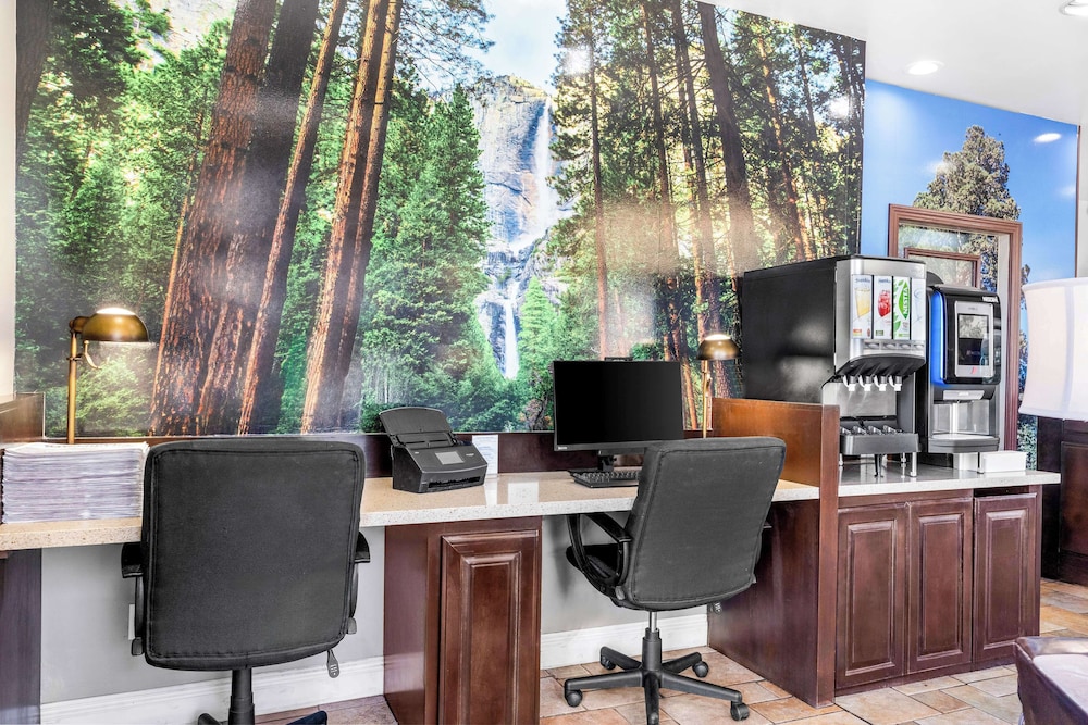 Best Western Plus Yosemite Way Station - photo 32
