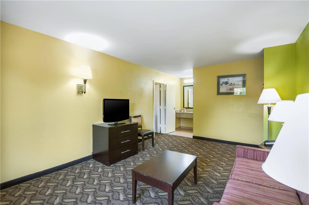 Quality Inn Fredericksburg Central Park Area - photo 27