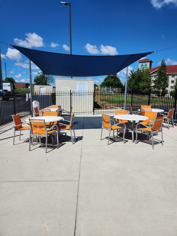 Holiday Inn Express Atlanta W I 20 Douglasville by IHG - photo 26