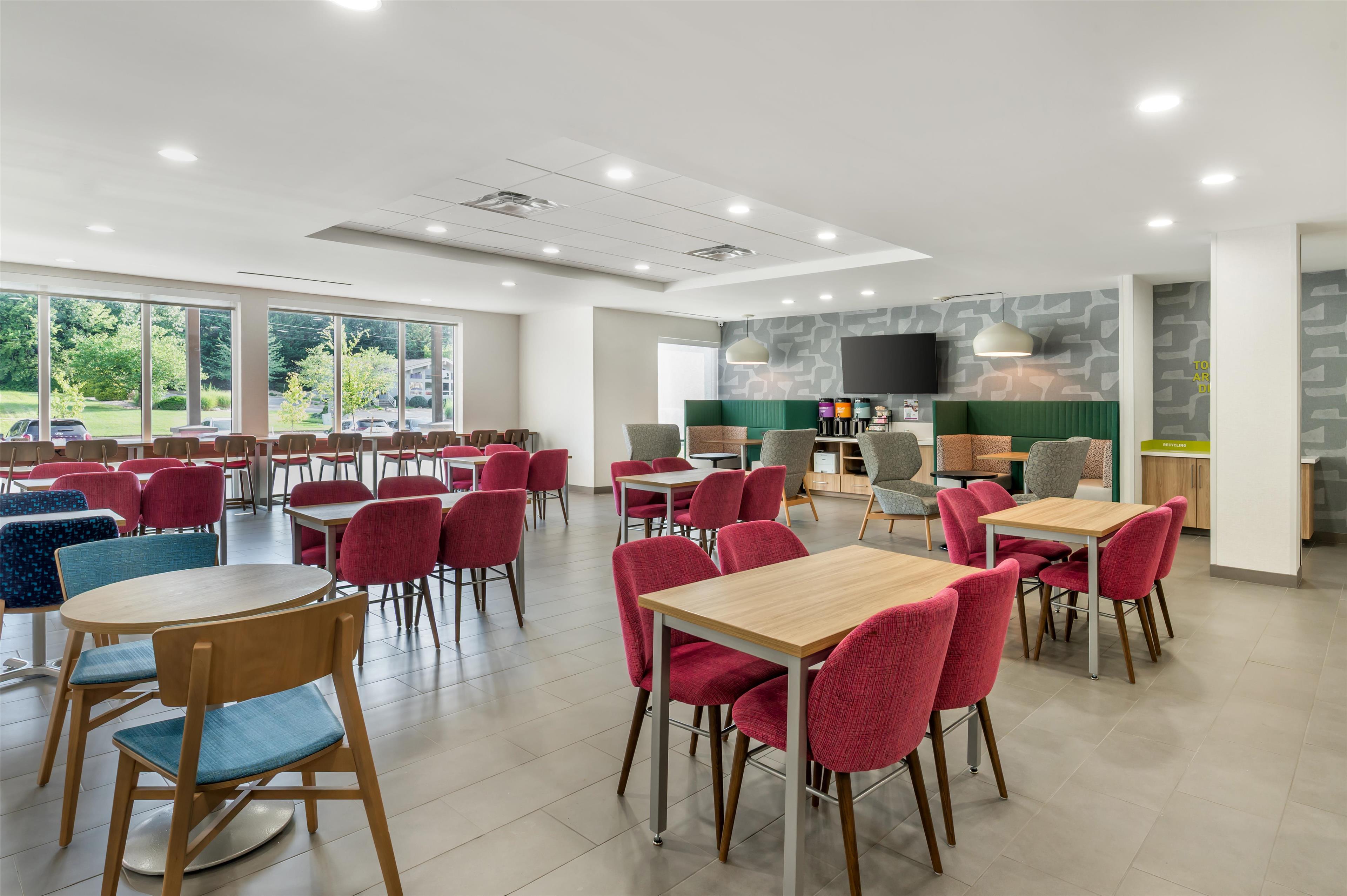 Home2 Suites by Hilton Harrisonburg University - photo 6