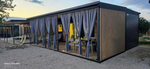 Sak Mobile Home Pirovac III — 4-Star Luxury Hotel in Pirovac, Croatia