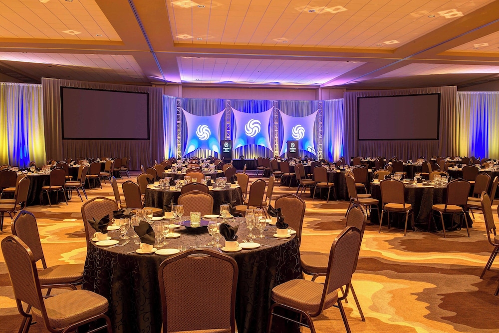 Sheraton Mesa Hotel at Wrigleyville West - photo 20