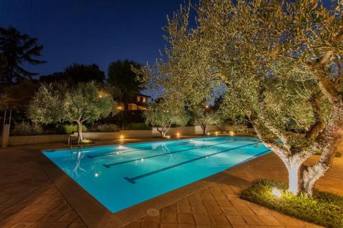 Rome Villa Anna in the Countryside Private Pool — 4-Star Luxury Hotel in La Villa, Italy