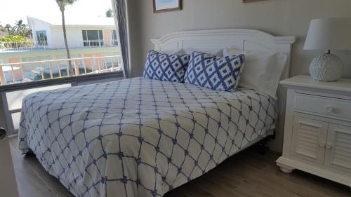 Sunrise Ocean Suites - photo 13