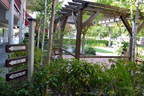 Sebastopol Inn - photo 77