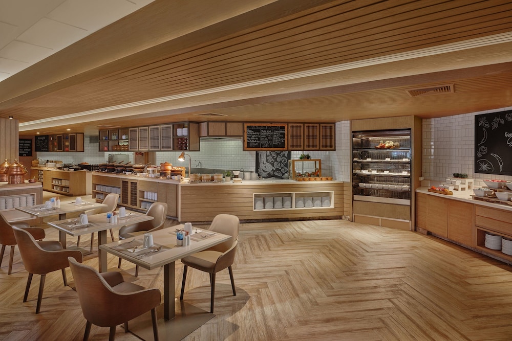 מזון ומשקאות