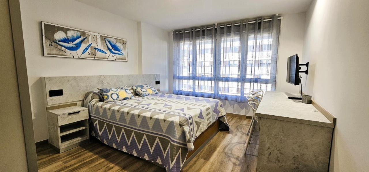 Vacansis Santiago Garcia Prieto Y Romero Donallo Habitaciones Privadas in Santiago De Compostela, Spain