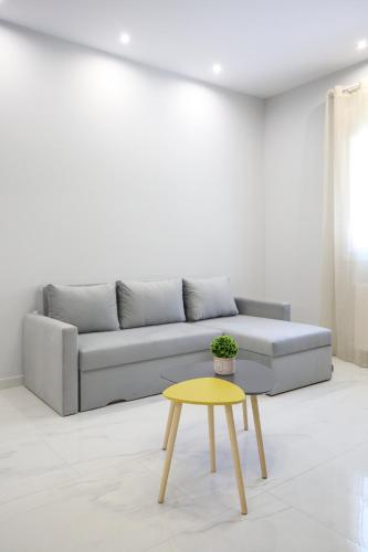 #3 Ioanna Apartments — 4-Star Luxury Hotel in Thessaloniki, Greece