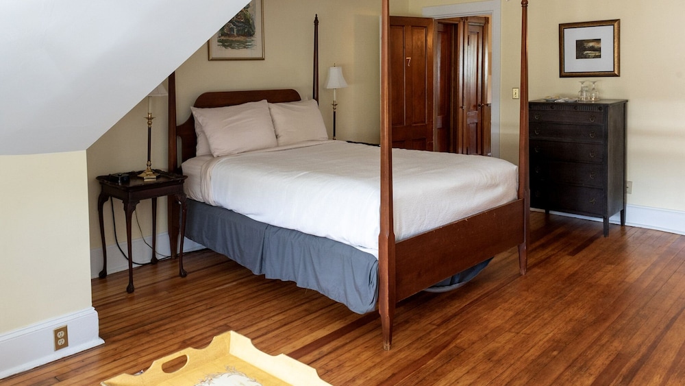 William Henry Miller Inn - photo 7