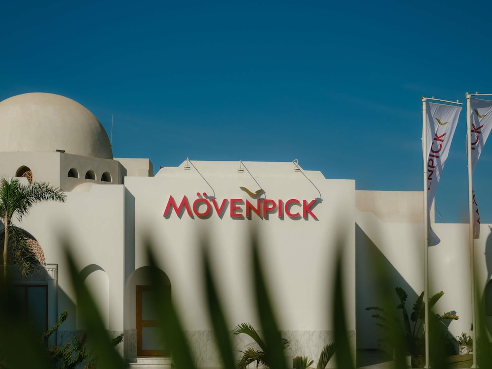 Mövenpick Resort Sharm El Sheik Naama Bay — 4-Star Luxury Hotel in Sharm El-Sheikh, Egypt