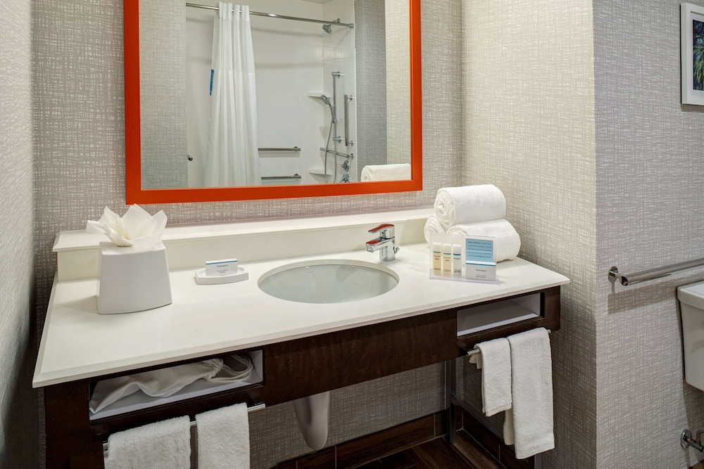 Hampton Inn & Suites Indio - photo 19