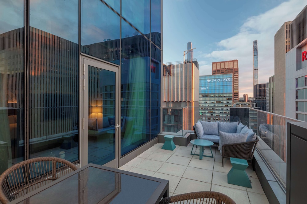 Tempo by Hilton New York Times Square - photo 66
