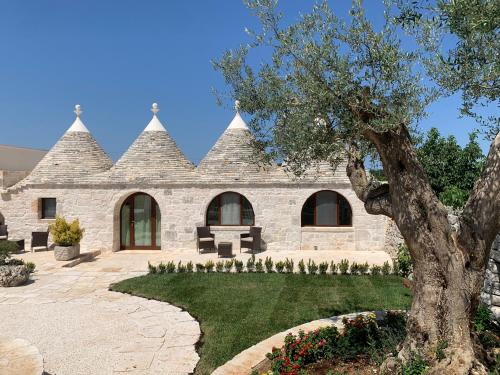 Agli Antichi Trulli — 4-Star Luxury Hotel in Alberobello, Italy