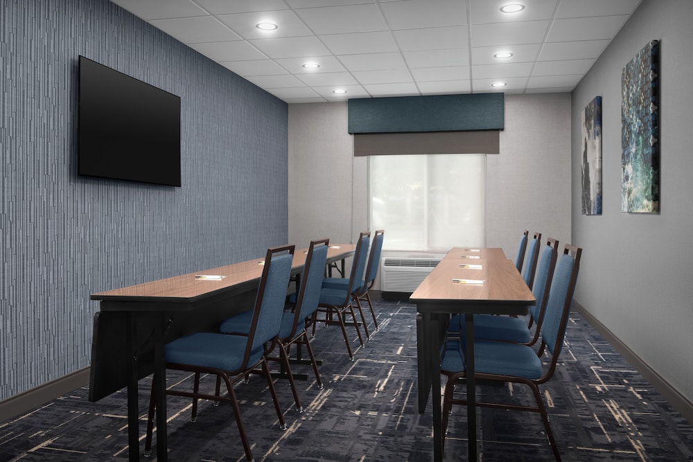 Hampton Inn Ithaca - photo 32