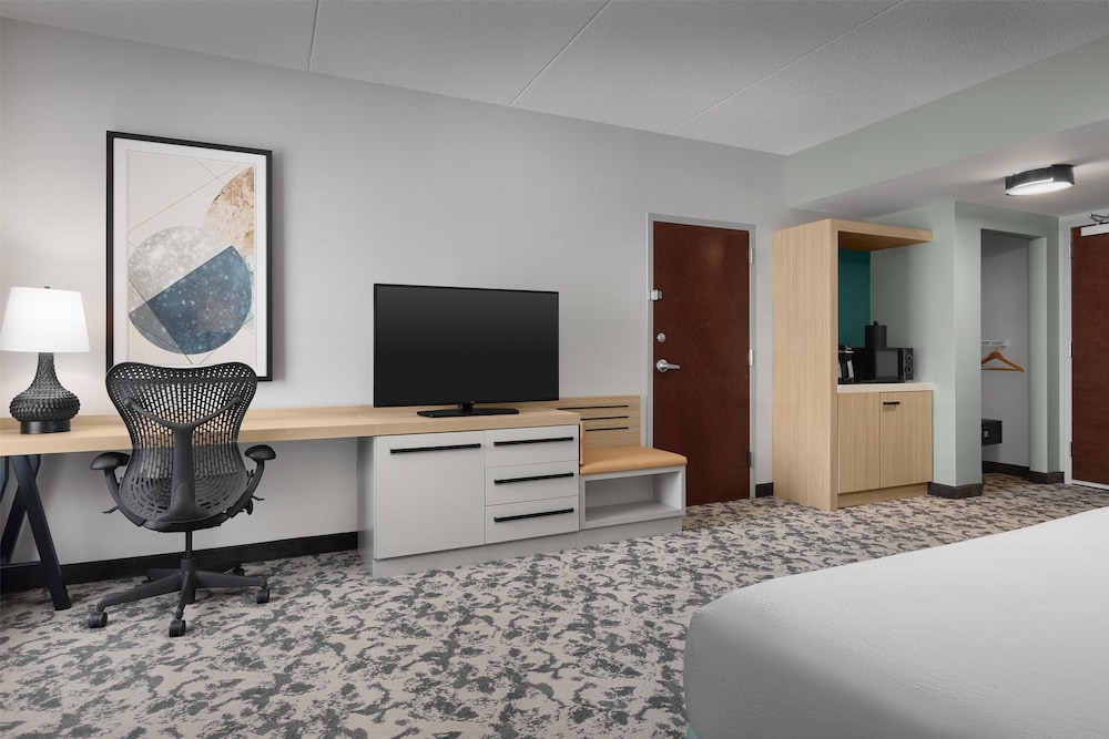 Hilton Garden Inn Huntsville Space Center - photo 21