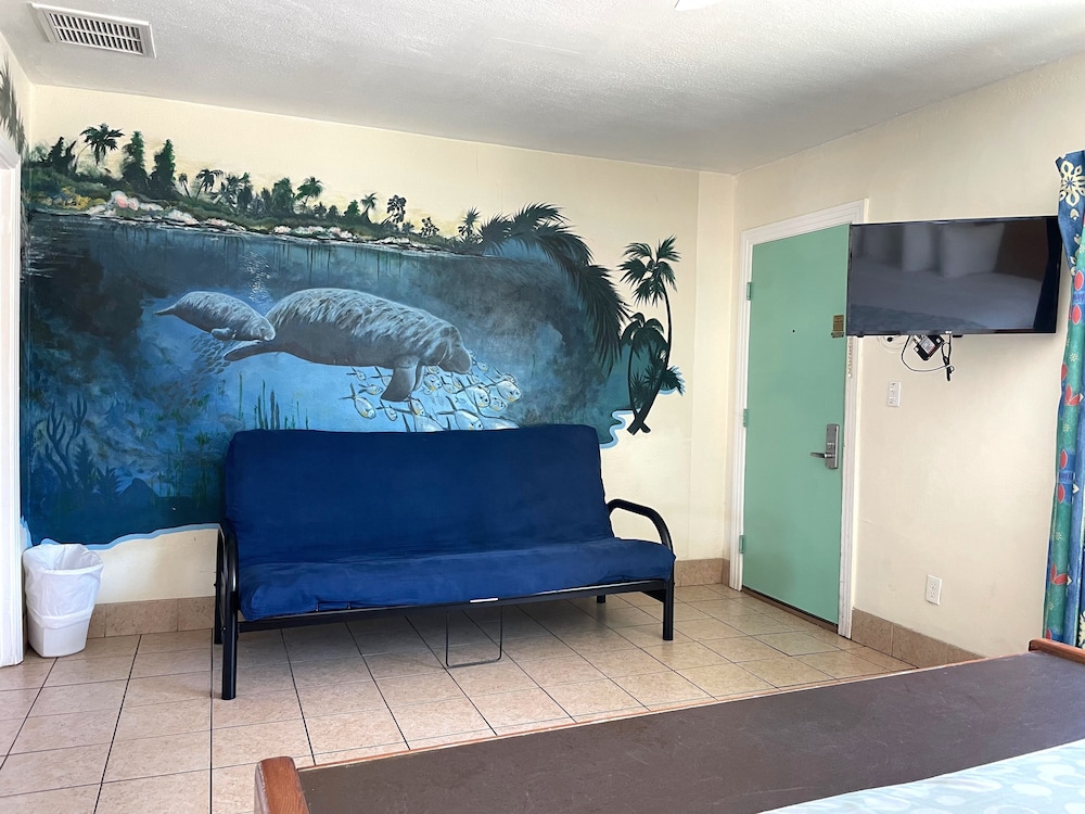 Magic Beach Motel - photo 9