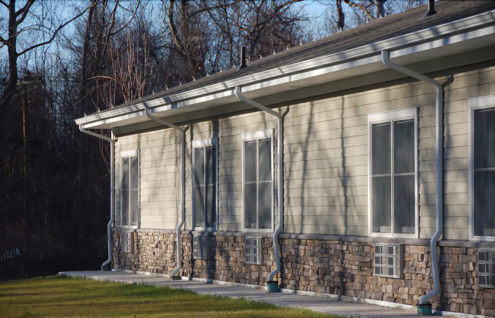 Smithtown Inn - photo 20
