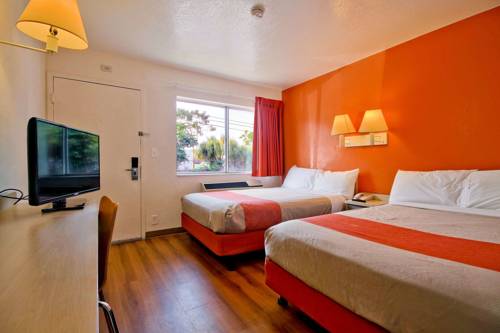 Travelodge By Wyndham Pompano Beach - photo 11