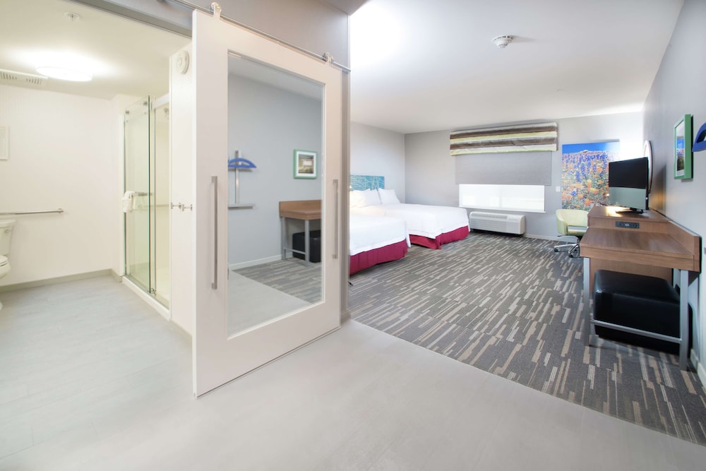 Hampton Inn Arvin Tejon Ranch - photo 16