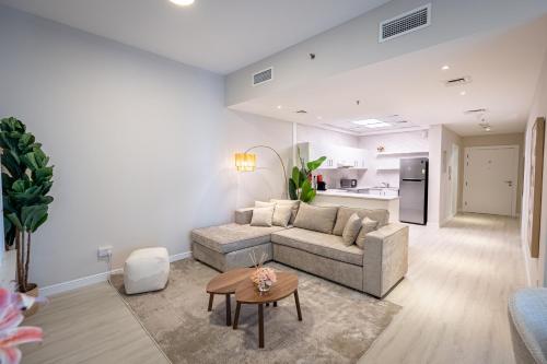 Daniels Spacious 1BR in Heart of Dubai Marina — 5-Star Luxury Hotel in Dubai, United Arab Emirates