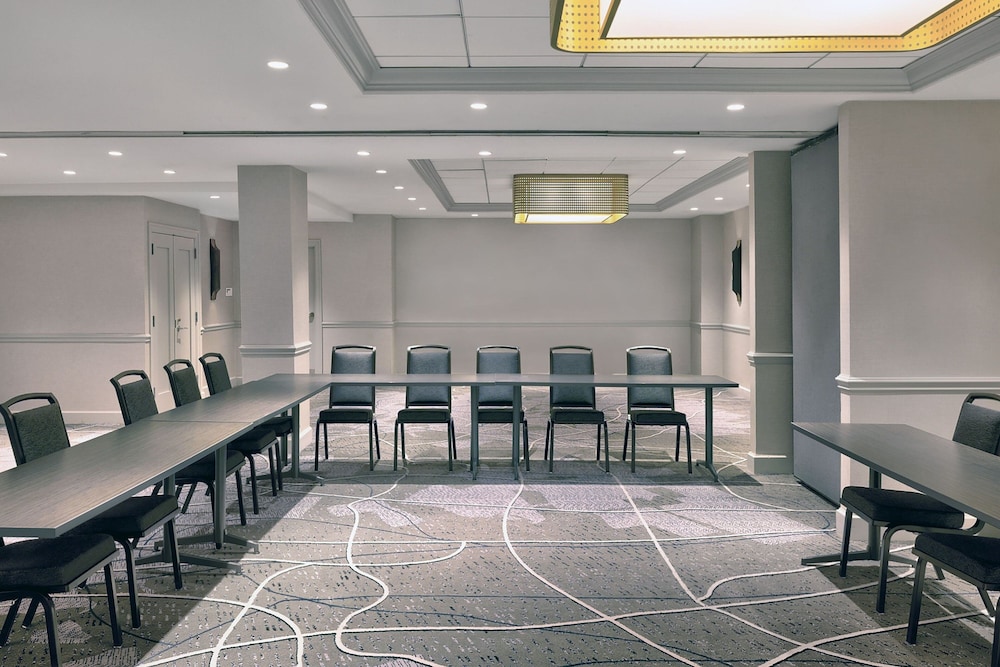 Le Meridien St. Louis Downtown - photo 33