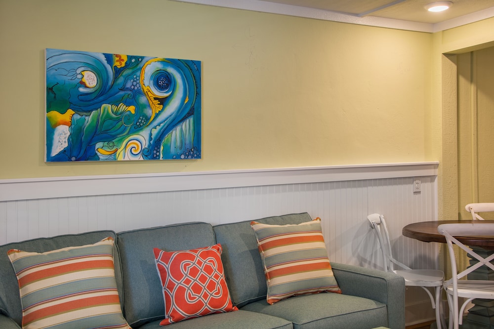 See Sea Motel - photo 52