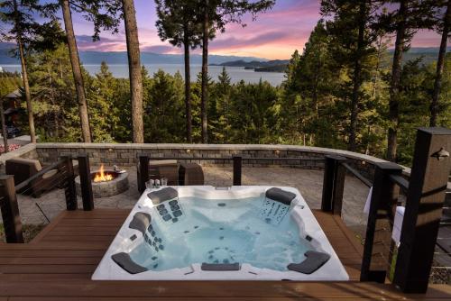 Eagles Nest Hot Tub & Lake Views in Somers, United States