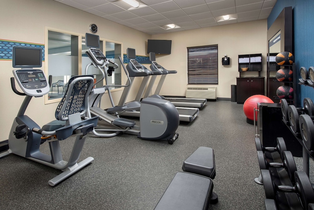 Hampton Inn Knoxville East - photo 18