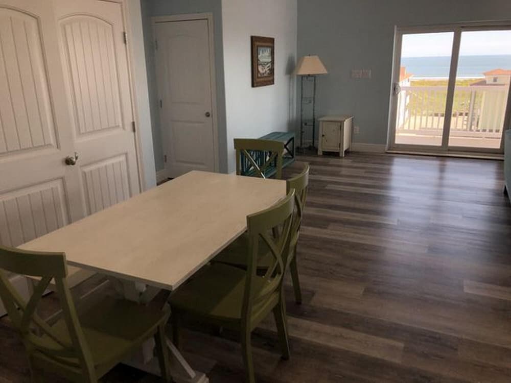 Beachgate CondoSuites & Motel - photo 37