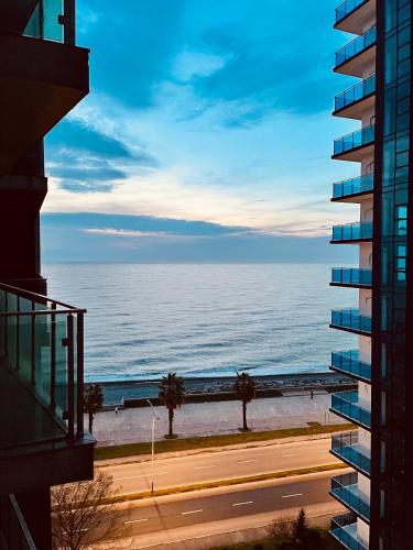 First line New Boulevard Sea View Studio with Balcony