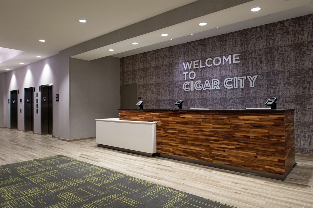 Hampton Inn Tampa Downtown Channel District - photo 7