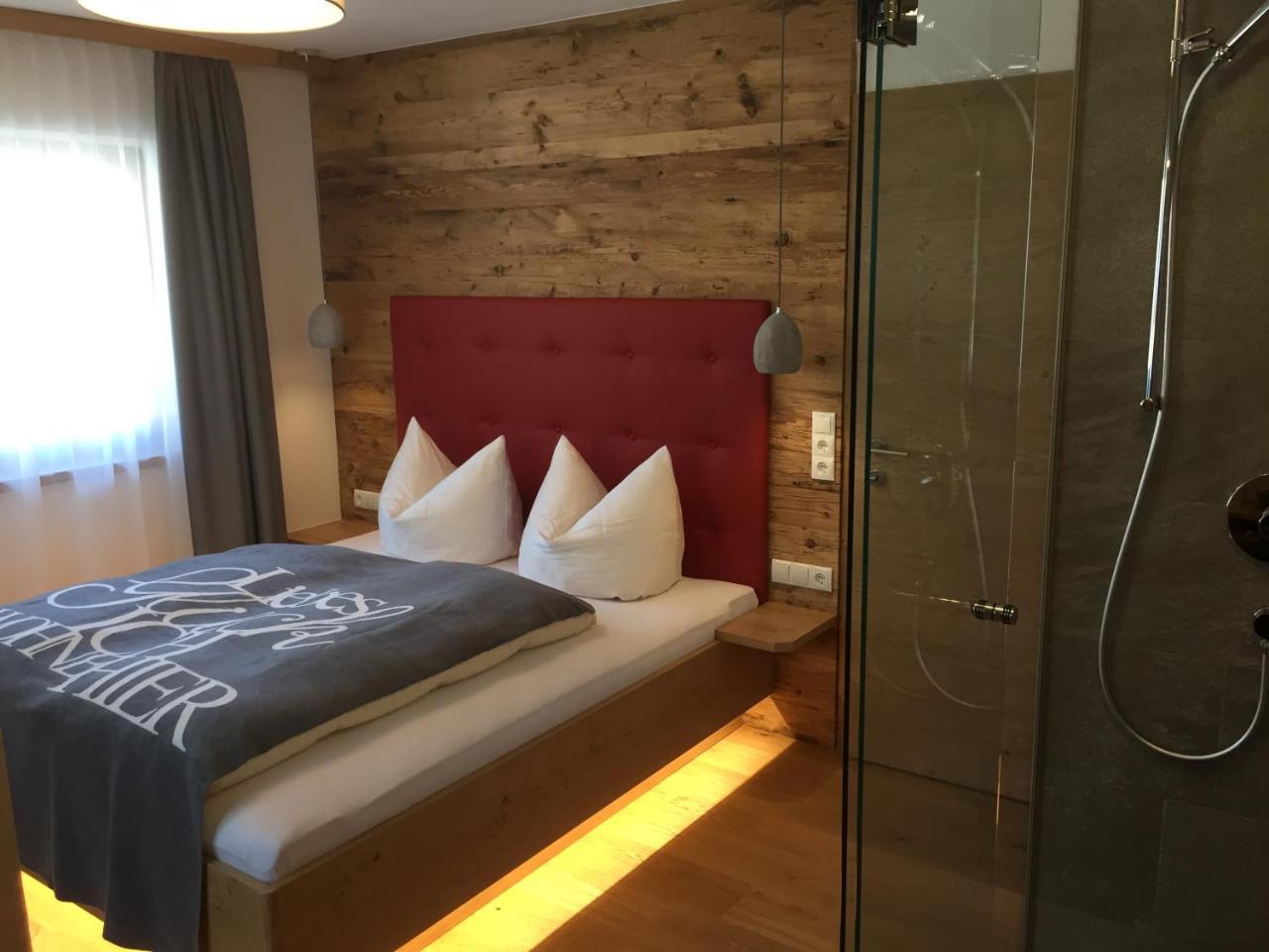 Appartements Schweiberer — 4-Star Luxury Hotel in Ried Im Zillertal, Austria