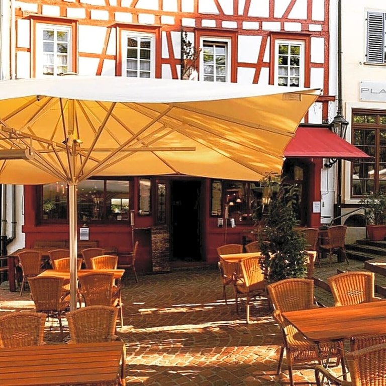 Marktplatzhotel Restaurant Tafelspitz — hotel in Weinheim