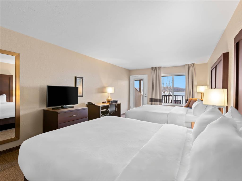 Comfort Inn & Suites Munising Lakefront - photo 28