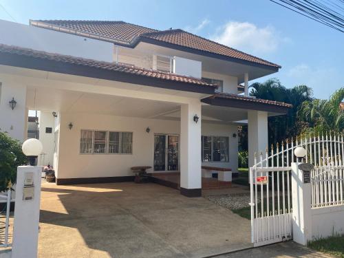The Garden House — 4-Star Luxury Hotel in Chiang Rai, Thailand