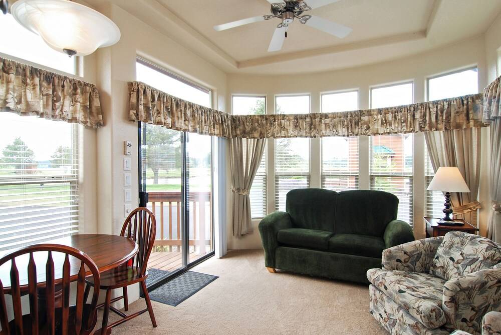 Silver Cove RV Resort - photo 18