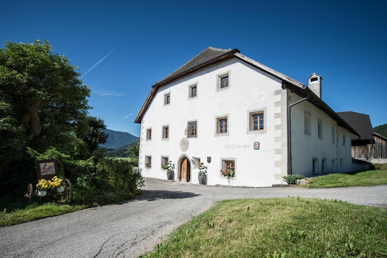 Hofbauer - carbon neutral hotel in Brunico