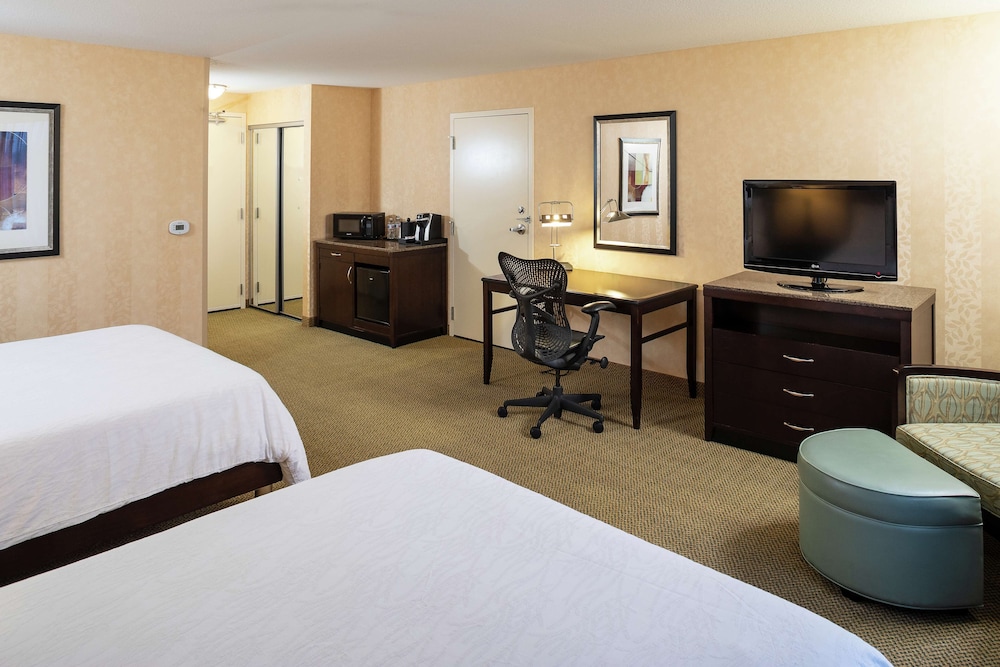 Hilton Garden Inn Sioux Falls South - photo 16