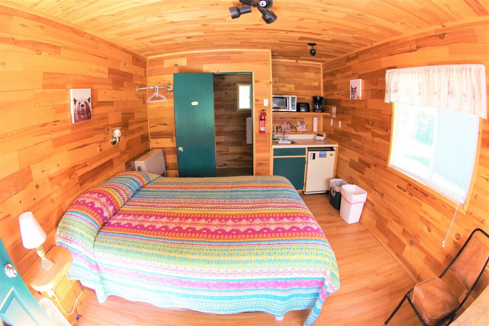Crater Lake Resort - photo 22