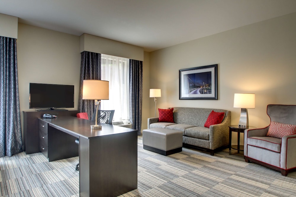 Hampton Inn & Suites Greenville Airport SC - photo 35
