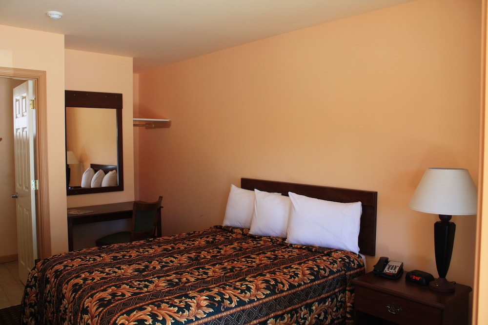 Gold Trail Motor Lodge - photo 6